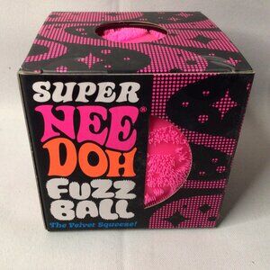 NeeDoh Pink Super Fuzz Ball Sensory Toy (1 Super Fuzz Ball Per Order)